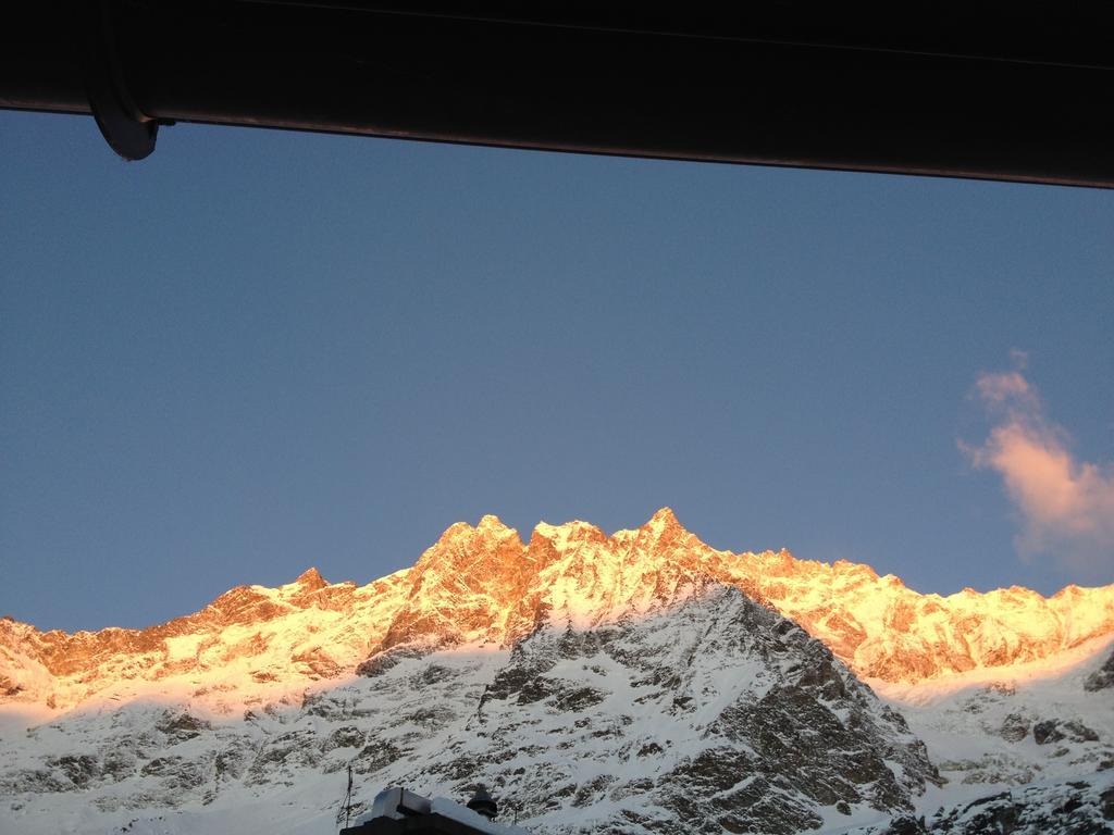 Hotel Meuble Gorret Breuil-Cervinia Δωμάτιο φωτογραφία