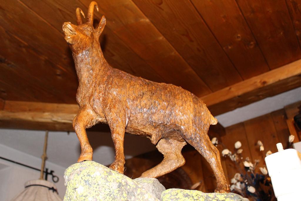 Hotel Meuble Gorret Breuil-Cervinia Εξωτερικό φωτογραφία
